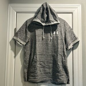Under Armour Grey Short Sleeve Pull over Sweatshirt